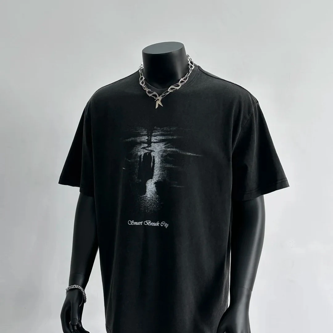 Tonal dark print effect